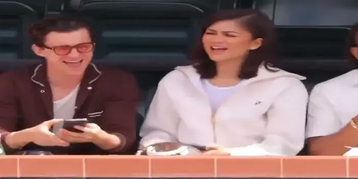 Zendaya and her boyfriend Tom Holland sing Whitney Houston songs together at Indian Wells