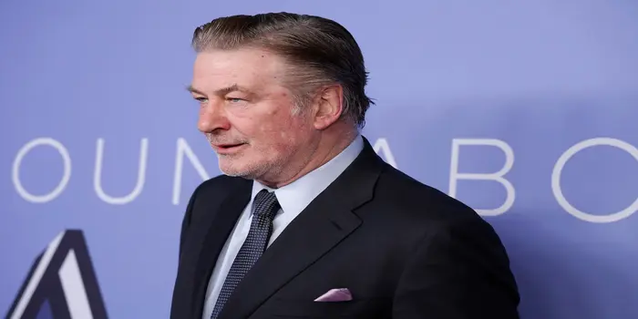 Alec Baldwin wants to get rid of the grand jury charges for accidentally shooting a cinematographer